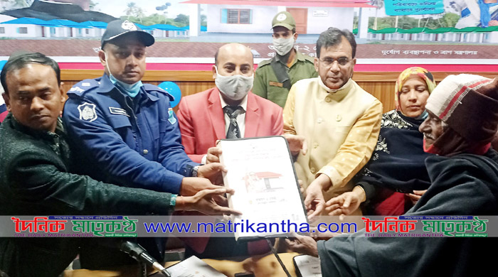 মুজিব বর্ষ উপলক্ষে গোয়ালন্দ উপজেলার ৩০৩টি গৃহহীন পরিবার সরকারী ঘর পেল